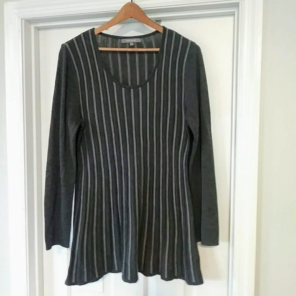 Daisy Fuentes Women's Sweater Gray Size XL
